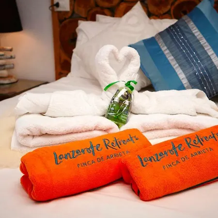 Casa Margarita - Shared Pool - Close To Seafront Promenade ヴィラ